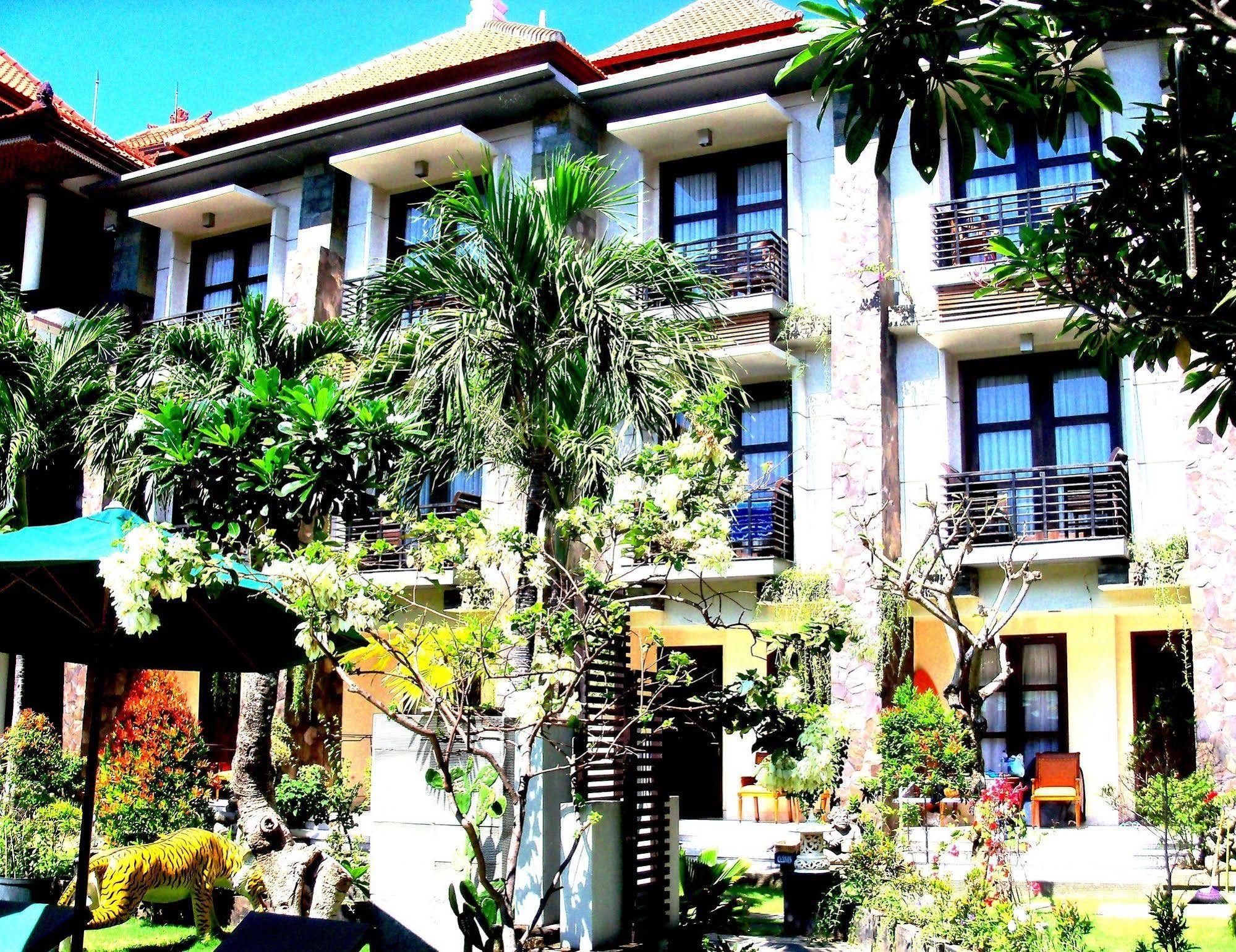 La Walon Hotel Kuta Lombok Zewnętrze zdjęcie